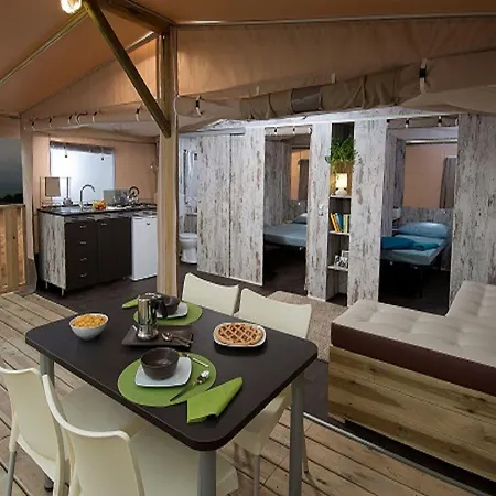 Maremma Sans Souci 3*